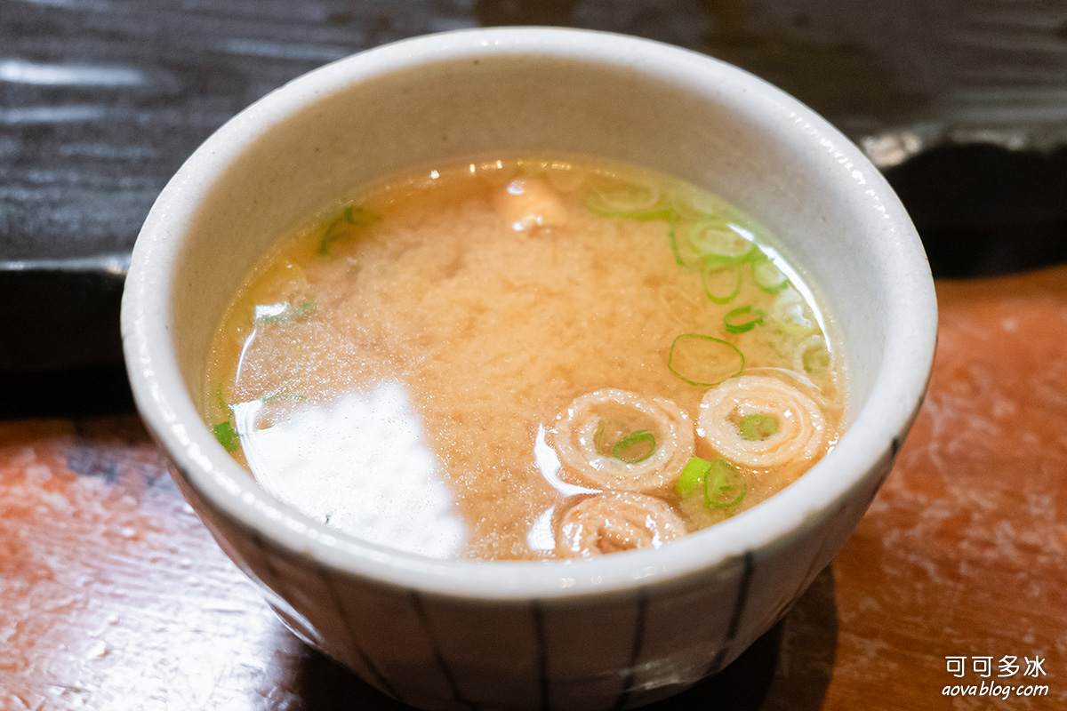 觀醬手壽司無菜單料理味噌湯