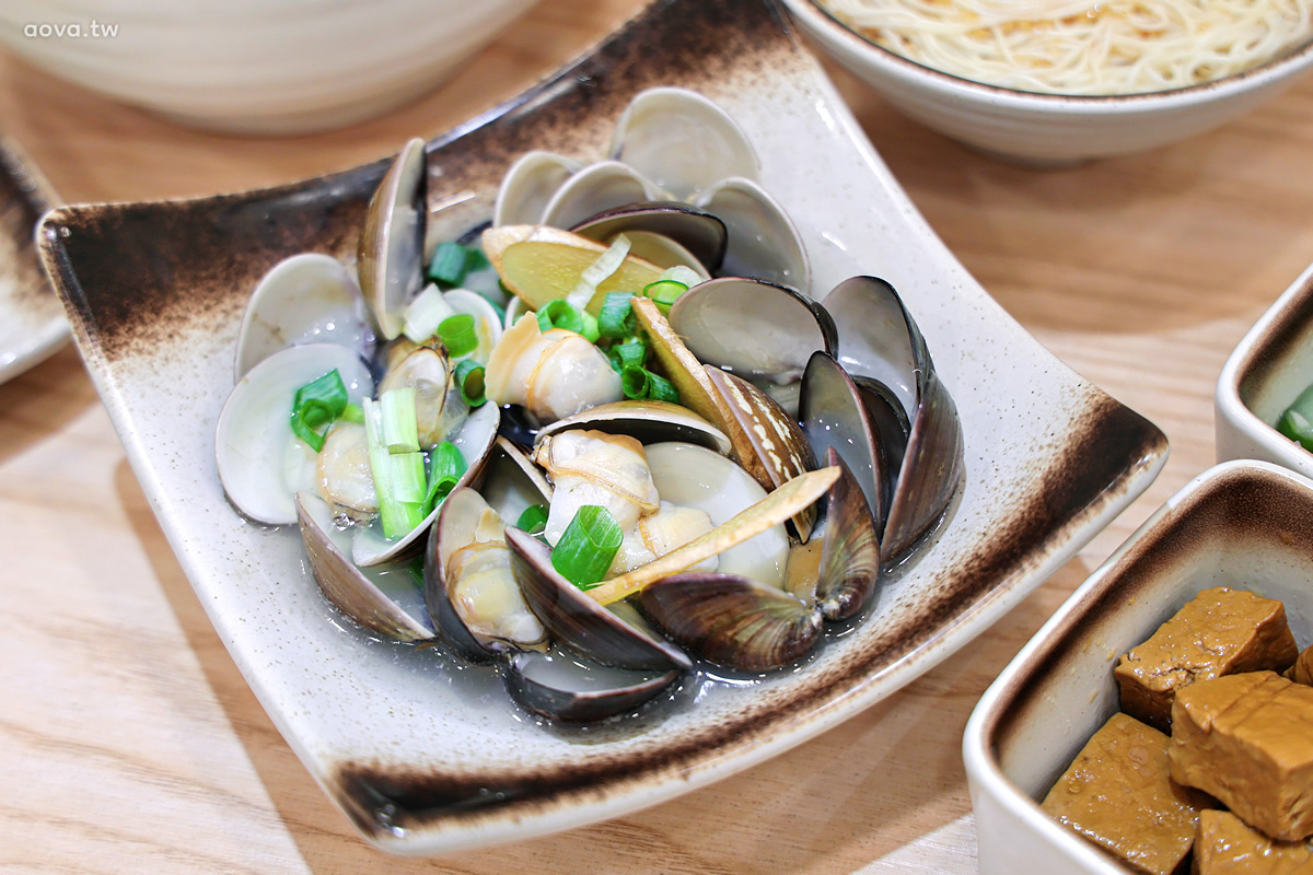中和雞湯推薦【享雞湯】美味平價的雞湯專賣店,整碗雞腿肉超滿足 - 第23張圖