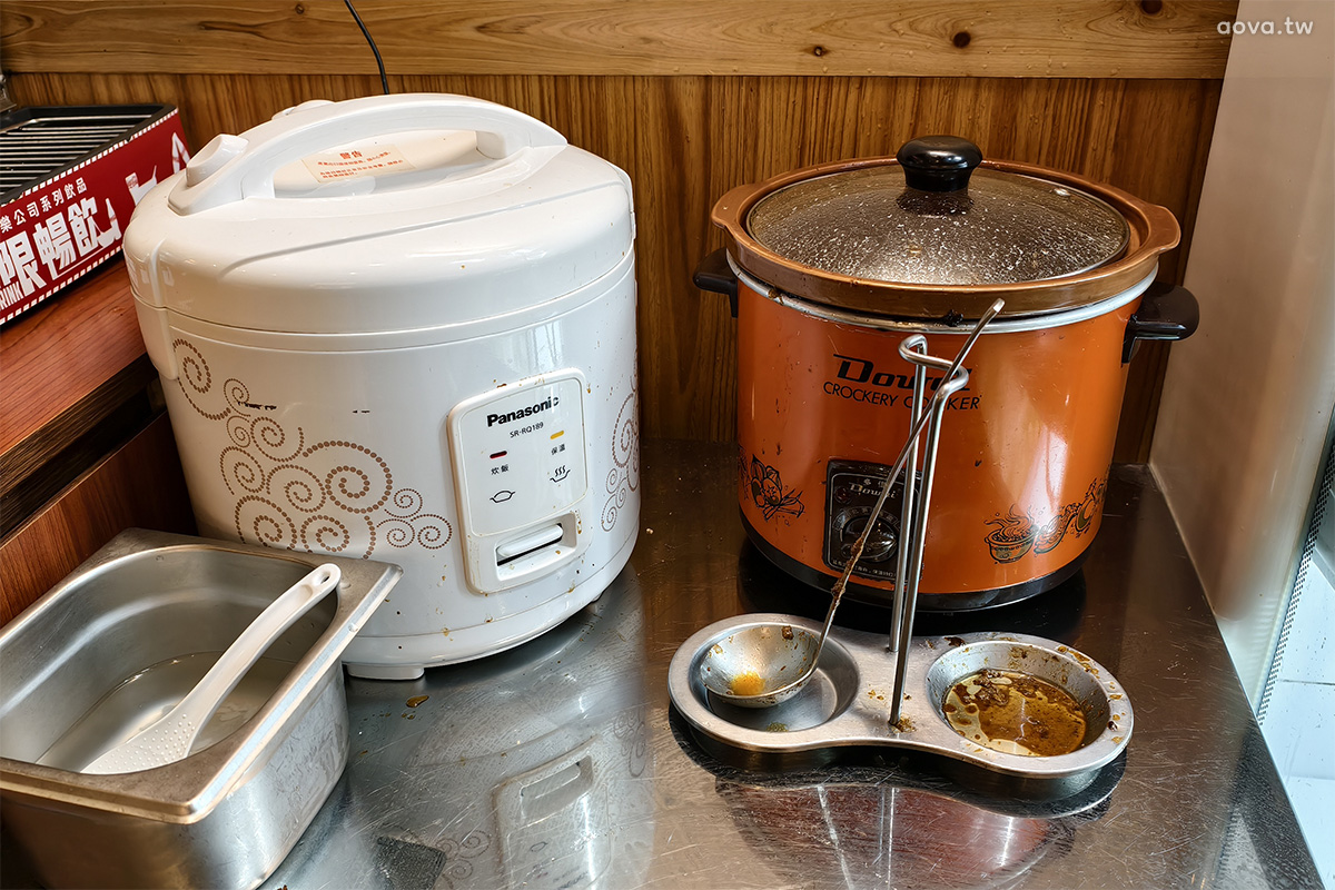 中和火鍋吃到飽|何家香香麻辣鴛鴦鍋399元六種肉品吃到飽,單人友善不加價 - 第12張圖