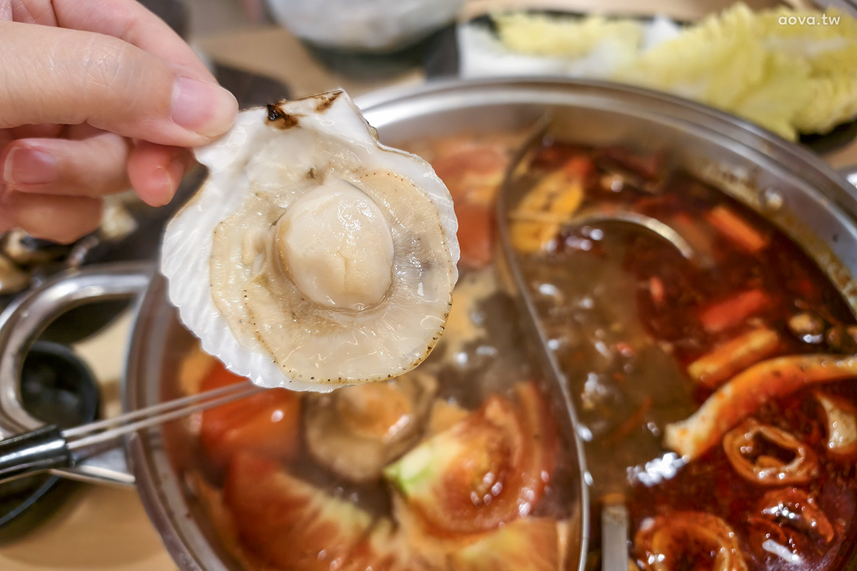 中和火鍋吃到飽|何家香香麻辣鴛鴦鍋399元六種肉品吃到飽,單人友善不加價 - 第25張圖