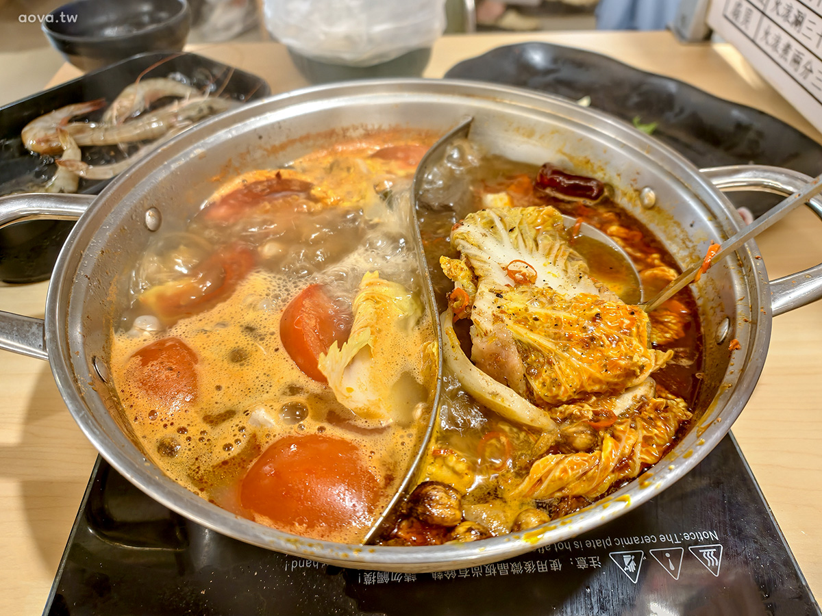 中和火鍋吃到飽|何家香香麻辣鴛鴦鍋399元六種肉品吃到飽,單人友善不加價 - 第29張圖