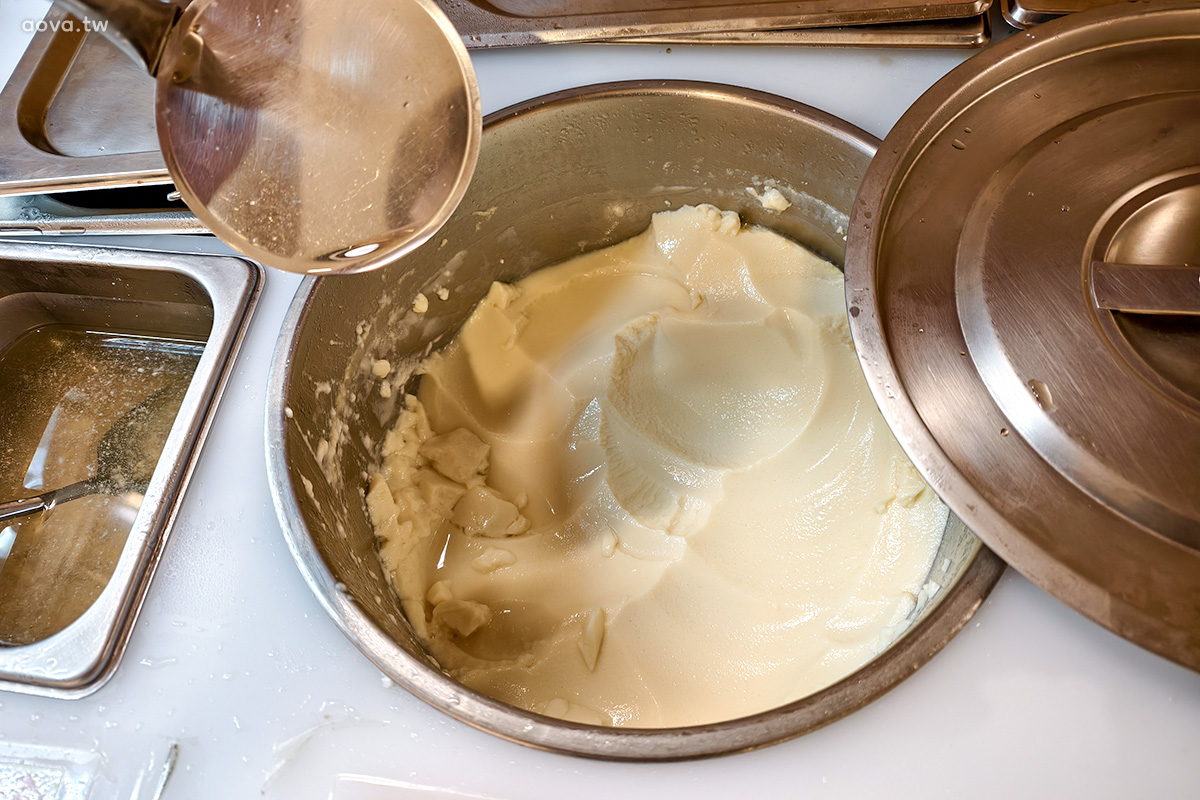 中和火鍋吃到飽|何家香香麻辣鴛鴦鍋399元六種肉品吃到飽,單人友善不加價 - 第15張圖