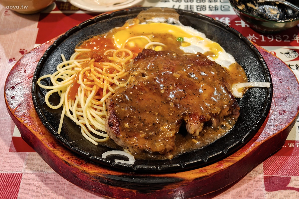 永和樂華夜市【大統牛排】250元起附沙拉濃湯飲料吃到飽 - 第11張圖 永和樂華夜市【大統牛排】250元起附沙拉濃湯飲料吃到飽