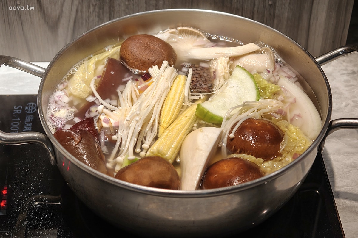 肉出微笑涮涮鍋|永和火鍋套餐348元起享蔬菜自助吧吃到飽 - 第13張圖 肉出微笑涮涮鍋|永和火鍋套餐348元起享蔬菜自助吧吃到飽