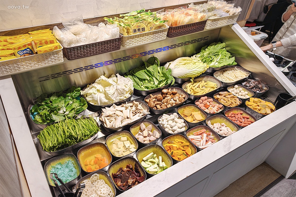 肉出微笑涮涮鍋|永和火鍋套餐348元起享蔬菜自助吧吃到飽 - 第7張圖 肉出微笑涮涮鍋|永和火鍋套餐348元起享蔬菜自助吧吃到飽