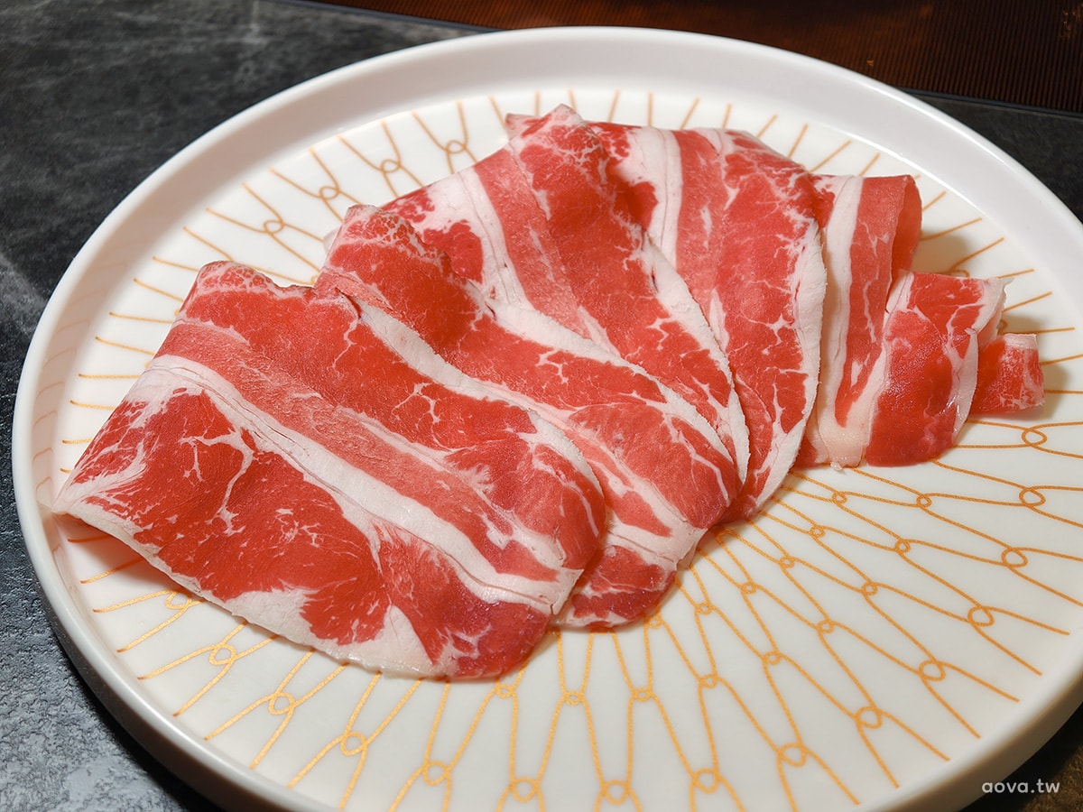 老撈麻辣鍋大稻埕店｜迷人老宅復古風，推薦商業午餐超划算