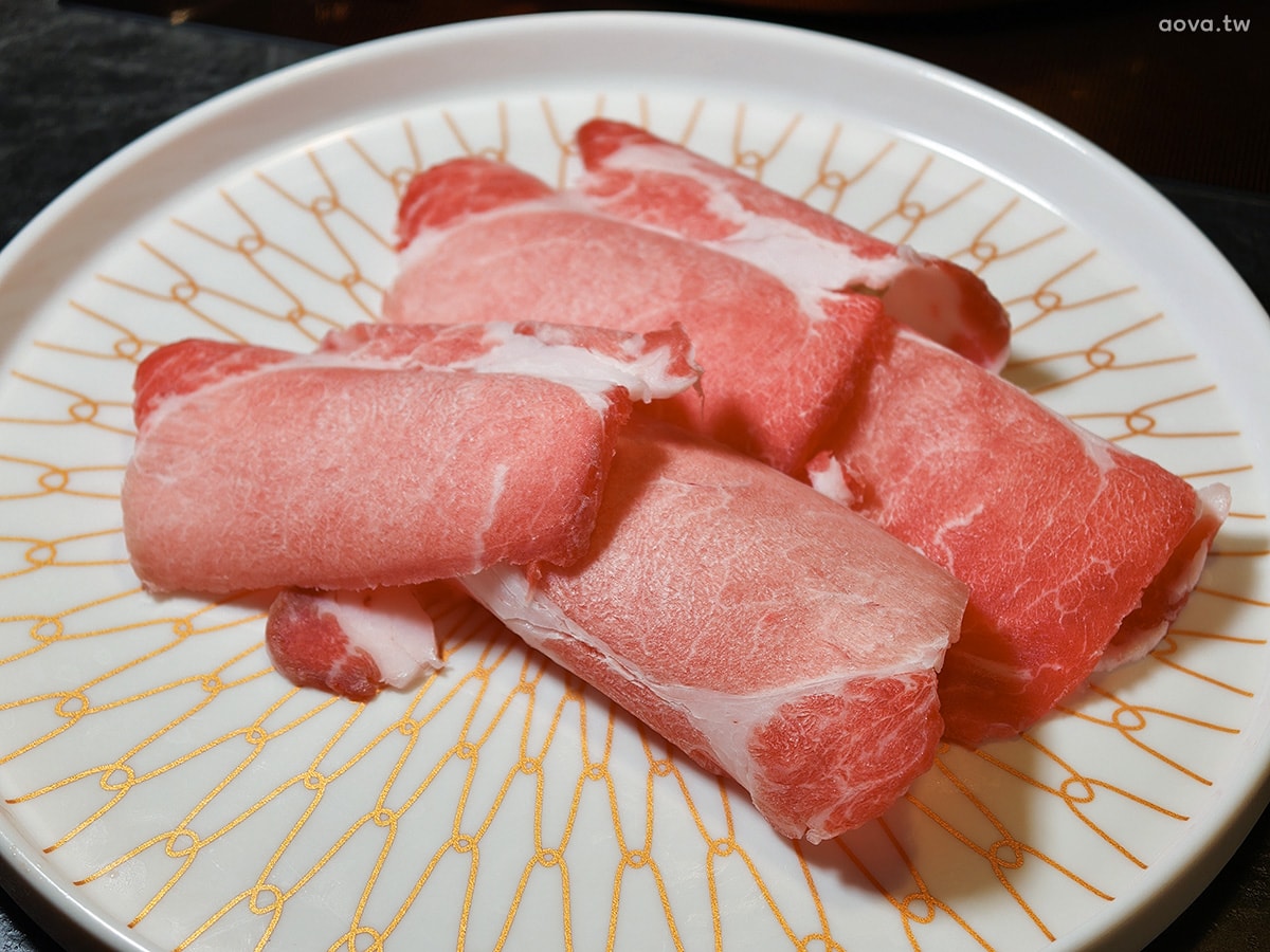 老撈麻辣鍋大稻埕店｜迷人老宅復古風，推薦商業午餐超划算