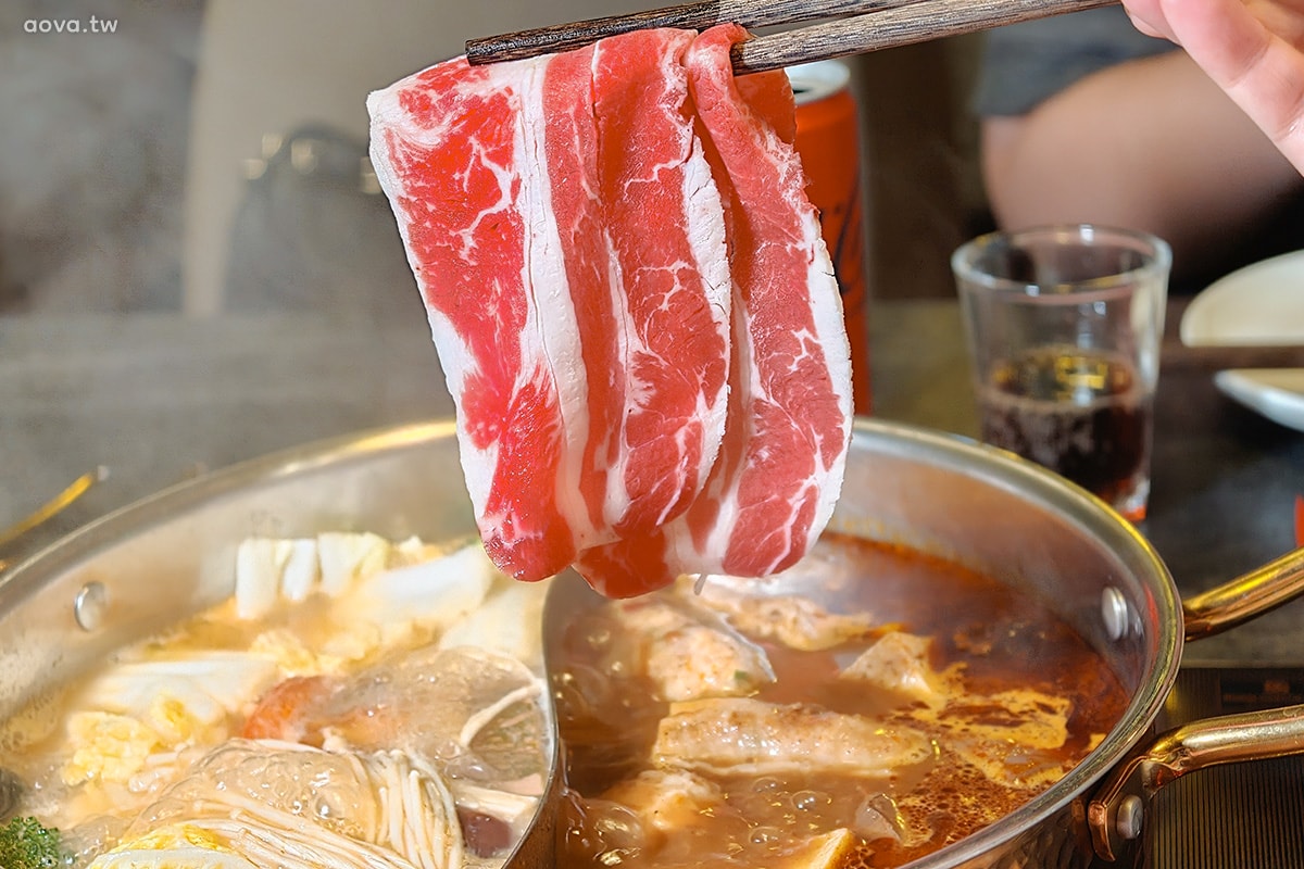 老撈麻辣鍋大稻埕店｜迷人老宅復古風，推薦商業午餐超划算
