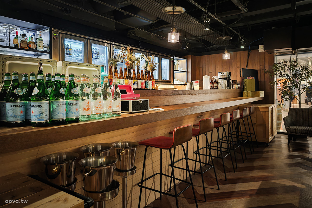 戲台酒館｜台北特色餐酒館推薦，捷運中正紀念堂站餐廳、國家兩廳院餐廳、爵士音樂餐廳