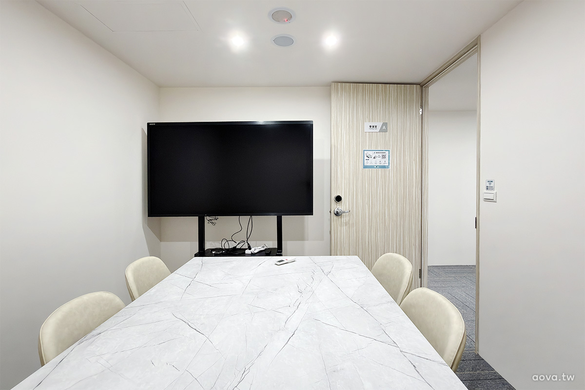 台北共享辦公空間推薦【GoWork 窩客商務中心 】江翠分館35樓絕美景觀、夜貓族友善 - 第17張圖 台北共享辦公空間推薦【GoWork 窩客商務中心 】江翠分館35樓絕美景觀、夜貓族友善
